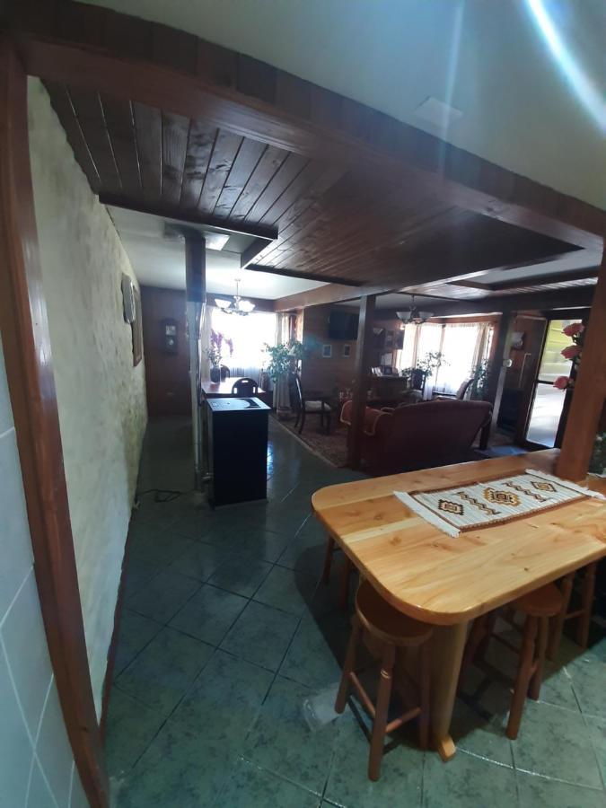 Hostal Victor Pucón Extérieur photo